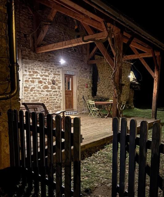 Belle Maison En Bourgogne - Auxois - Morvan Flee  المظهر الخارجي الصورة